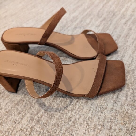 Banana Republic Brown Strappy Heels - Picture 2 of 3